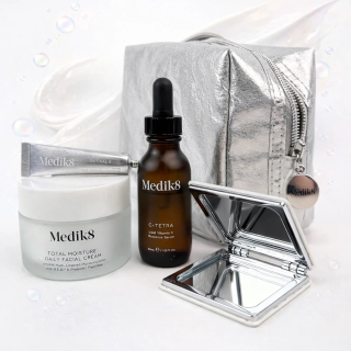 Medik8 Kit For her Лимитированный подарочный набор "Для нее"