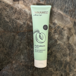 SanaMed Wellness & Spa Fußbalsam mit Aprikosenkernol Бальзам для ніг з олією абрикосових кісточок 150 мл