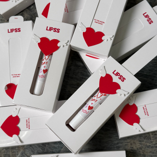 LIPSS Be My Valentine Блеск для губ " Будь моей Валентинкой "