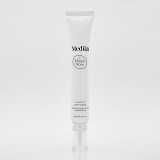 Medik8 Clarity Peptides Пептидная сыворотка с 10% ниацинамидом