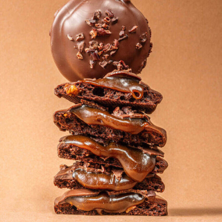 Healthy Choice Шоколадное веган печенье с кокосовой карамелью и какао нибсами 130 г