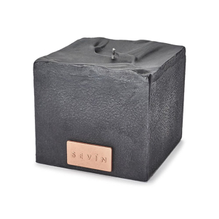 Sevin London Marble Black Scented Candle Small Ароматична свічка з ароматом гвоздики, уда і бергамоту 270 г