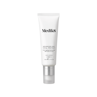 Medik8 Advanced Day Total Protect SPF 30 Антивозрастной увлажняющий крем с SPF 30 и 5-звездочной защитой от УФ-лучей
