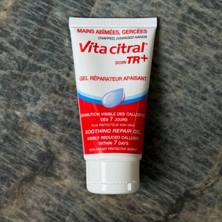 Akileine TR+ Vita Citral Care Восстанавливающий гель для поврежденных рук 75 мл