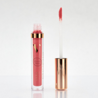 VERA Guilty Pleasure Lip Gloss Блеск для губ 03 Pinky Coral